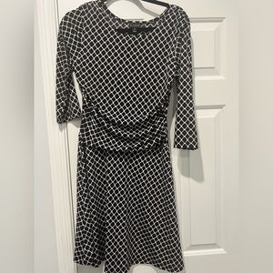 Woman’s black and white dress size 8